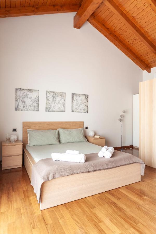 Apartment Misiadele Carnago Exterior foto